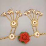 hathphool golden &white  color